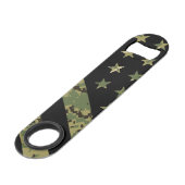Militärische digitale Camouflage US-Flagge Speed Flaschenöffner (Vorderseite Schrägansicht)