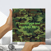 Militärische grüne Camouflage bereit für den Kampf Poster
