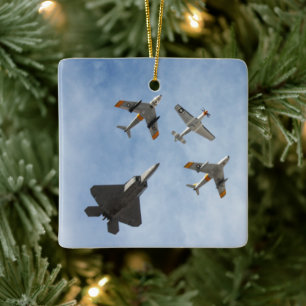 Militärische Kämpfer - Heritage Flight Keramikornament