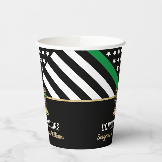 Militärische Rente - dünne, grüne Flagge - Armee Pappbecher (Links)