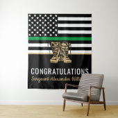 Militärische Rente - dünne, grüne Flagge - Armee Wandteppich (Beispiel)