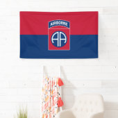 Militärischer Kriegsveteran der 82. Im Flugzeug Di Banner (Insitu)