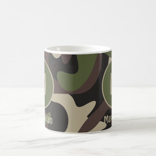 Militärisches, grün-braunes Muster-Monogramm Kaffeetasse (Mittel)