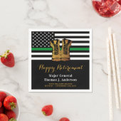 Militärisches Party mit dünner grüner Linie für di Serviette (Beispiel)