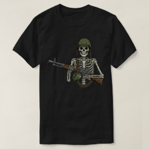 Militärskelett mit einer Waffe T-Shirt
