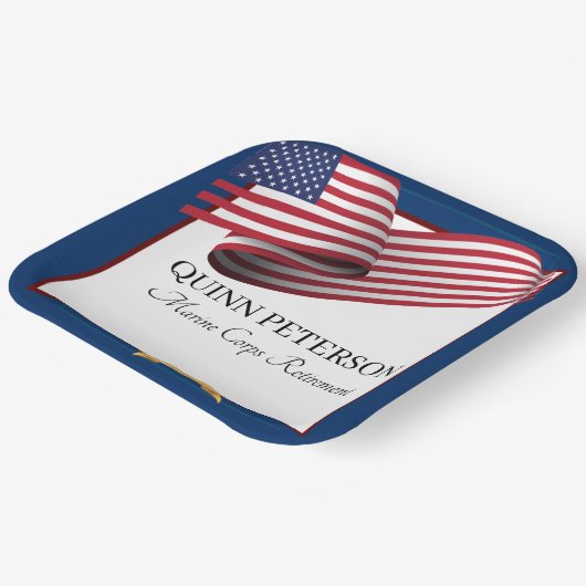 Military Retirement Flag Gold Crest Pappteller (Gewinkelt)