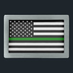 Military & Veterans-amerikanische Flagge mit dünne Rechteckige Gürtelschnalle<br><div class="desc">Die Thin Green Line vertritt Veteranen und aktive Servicemitarbeiter aller Zweige des US-Militärs. Die 50 Sterne auf der Flagge repräsentieren die 50 Staaten und die Bürger in ihnen. Zwischen ihnen zu laufen, ist eine dünne grüne Linie, die unsere Nation und die Bürger vor allen Bedrohungen schützt. - Dieses Werk ist...</div>