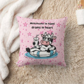 Milkshake in Hand, Drama in Heart | Cool Cow Decor Kissen (Decke)