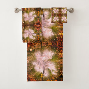 Milkweed   Schmetterling   Sangria   Spiegel Badhandtuch Set