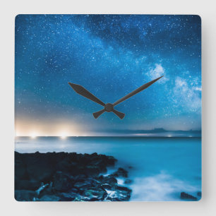 Milky Way Galaxy Over Fishing Boats Quadratische Wanduhr