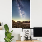 Milky Way Over Desert Mountains Night Sky Art Poster (Heimbüro)