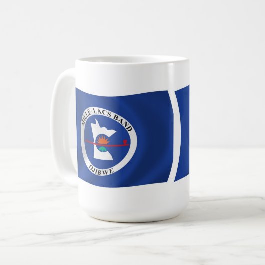 Mille Lacs Band Reservation Flag Tasse (Vorderseite Links)