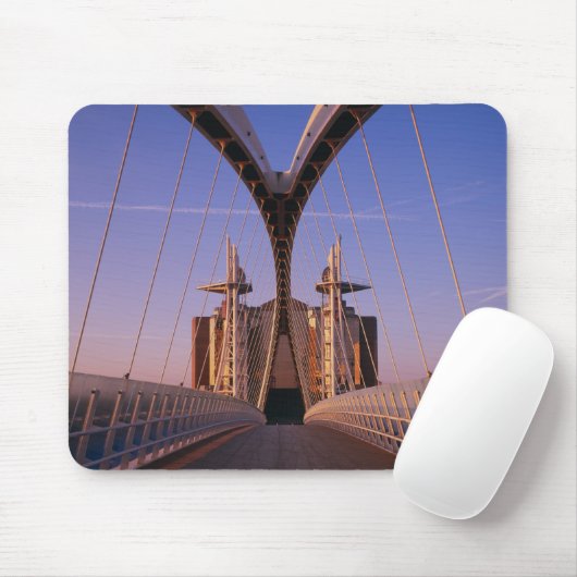 Millennium Bridge, Lowry Center, Salford Mousepad (Mit Mouse)