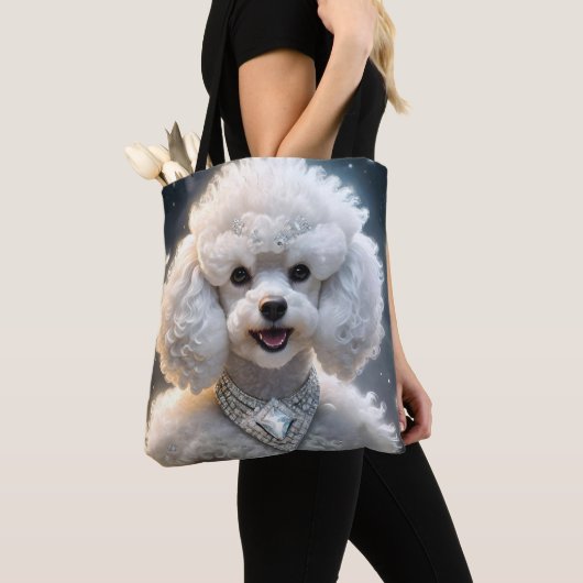 Millionen Dollar weißes Poodle, Tasche (Von Nahem)