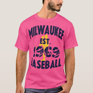 Milwaukee Baseball Est 1969 Baseball Pitcher Vinta T-Shirt