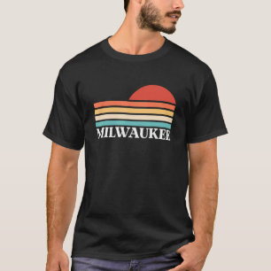 milwaukee retro 70s vintage sunset milwaukeean T-Shirt