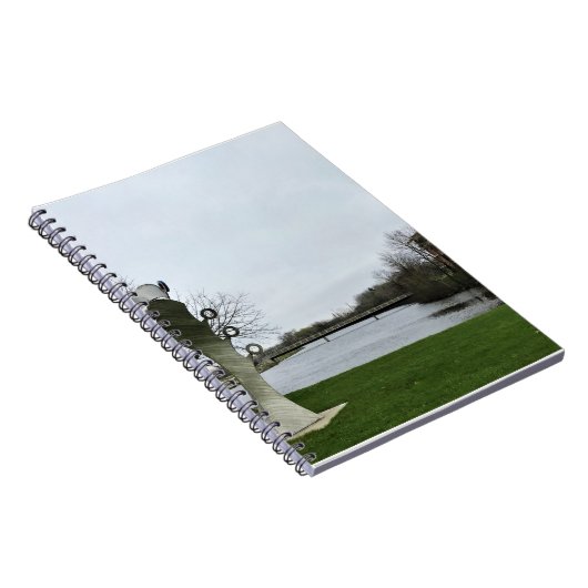 Milwaukee River, West Bend, Wisconsin Notizblock (Rechte Seite)