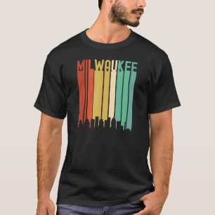 Milwaukee Wisconsin Retro City Architecture Vintag T-Shirt