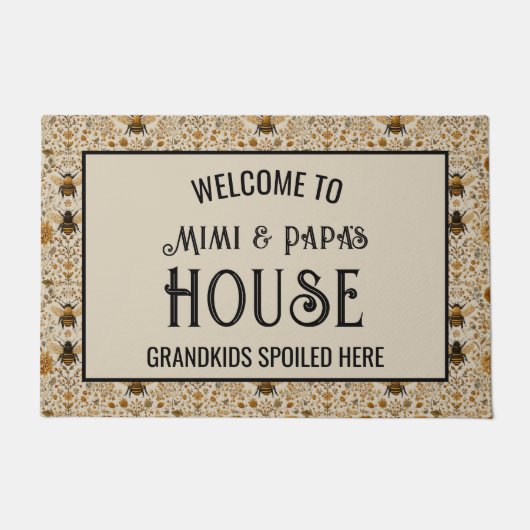 Mimi and Papa's House Grandkids Spoiled Here Fußmatte (Vorderseite)