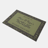 Mimi und Papa's House Grandkids verwöhnt hier Fußmatte (Schrägansicht)