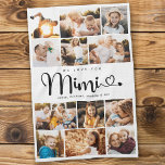 Mimi Wir Liebe Sie hören Moderne FotoCollage Geschirrtuch<br><div class="desc">Wir Liebe dich Mimi! Niedliches, modernes, benutzerdefiniertes Küchenhandtuch für Fotos aus der Familie, um Oma zu zeigen, wie sehr sie geliebt ist. Wir Liebe dieses handgeschriebenen Skriptdesigns mit Schnörkeln aus dem Herzen, was es zu einem herzlichen Beigeschenk für einen geliebten Großeltern macht. Personalisieren Sie mit 12 Lieblingsbildern und Ihrer persönlichen...</div>