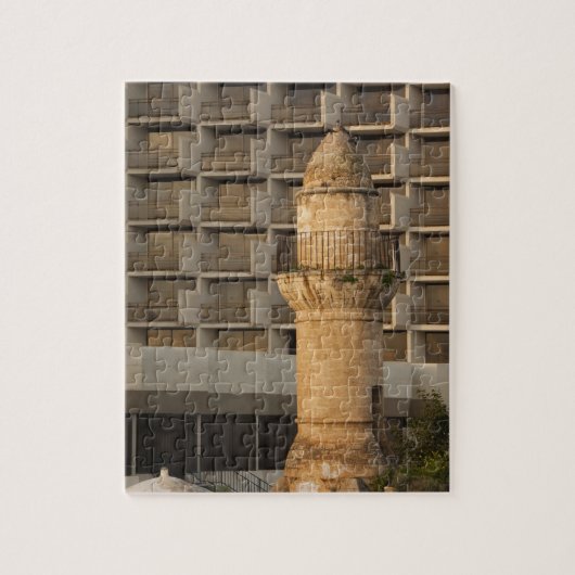 Minarett der Jama al-Bahr-Moschee am Wasser Puzzle (Vertikal)