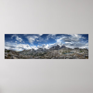 Minarettpanorama über den Seen von Nydiver - Sierr Poster