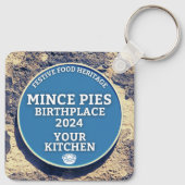 Mince Pies Birthplace 2024 Ihre Küche Schlüsselanhänger (Rückseite)