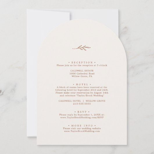 Mindestleaf | Boho Cream Arch auf einer Hochzeit Einladung (Rückseite)