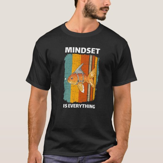 Mindset Motivational Quote Cute Goldfish Shark Fin T-Shirt (Vorderseite)