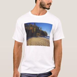 Minenstrand bei Pictured Rocks National T-Shirt