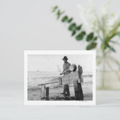 Miner Washing Gold in Alaska Fotografie Postkarte (Stehend Vorderseite)