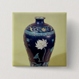 Ming Vase mit der drei Farbdekoration Button