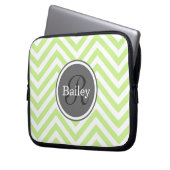Mini Green Zickzack Monogram Laptopschutzhülle (Vorderseite Links)