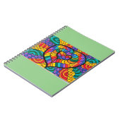 Mini-grünes Notebook mit mehrfarbigem Herz Notizblock (Linke Seite)