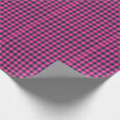 Mini Pixel Büffel Karo Gitter Rosa Navy Geschenkpapier (Ecke)