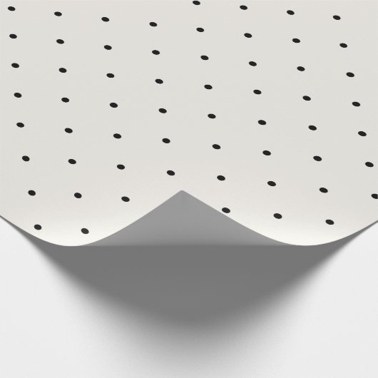 Mini schwarzes Tupfen-Muster auf Vanille-Hochzeit Geschenkpapier (Ecke)