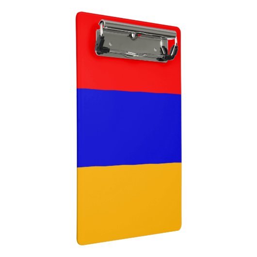 Mini-Zwischenablage mit armenischer Flagge Mini Klemmbrett (Schrägansicht)