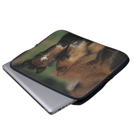 Miniatur-Fohlen 2 Laptopschutzhülle (Vorne Knopf)
