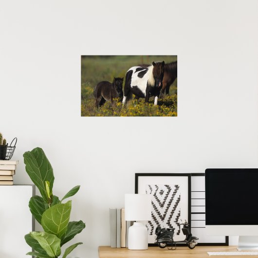 Miniatur Mare & Foal in den Blume Poster (Heimbüro)