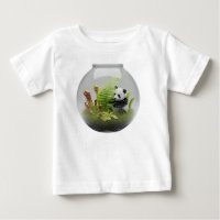 Miniatur-Panda im exotischen Pflanzenterrarium