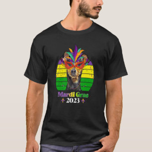 Miniatur Pinscher Party Dog Mardi Gras 2023 T-Shirt