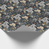 Miniatur Schnauzer im William Morris Garden Geschenkpapier (Ecke)