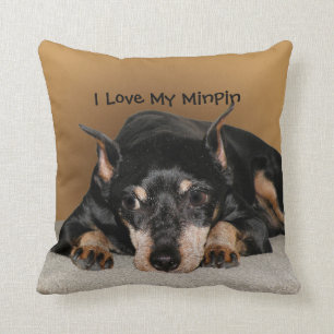 Miniature Pinscher aka Min Button Liebe Name Theme Kissen