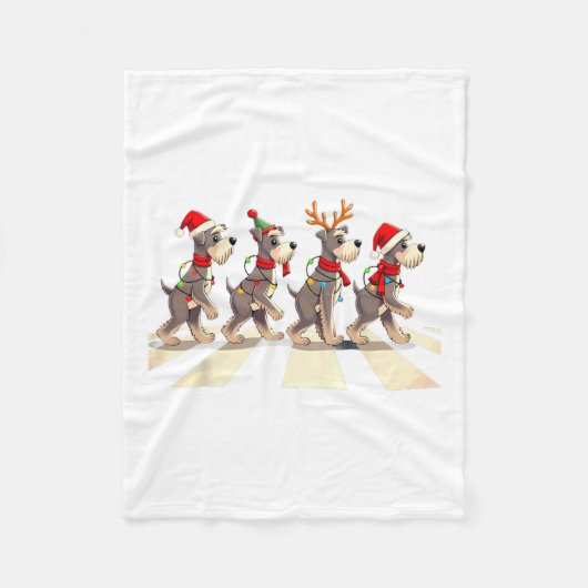 Miniature Schnauzer Dog Crossing Road Xmas Fleecedecke (Vorderseite)
