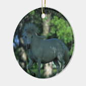 Miniaturpferd stehend in den Bäumen Keramikornament (Links)