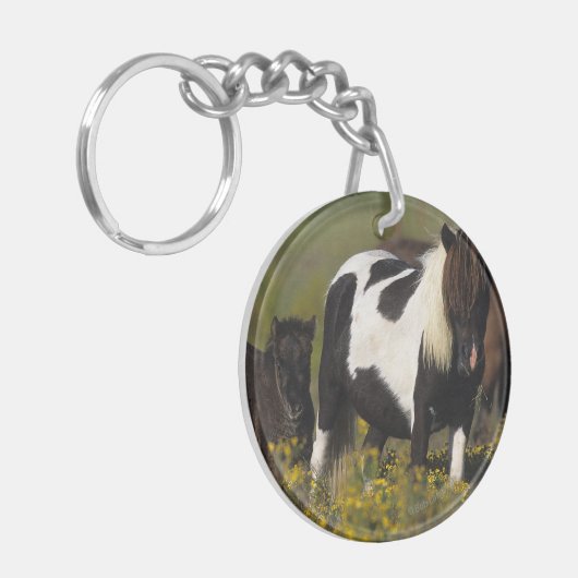 Miniaturstute u. Fohlen in den Blumen Schlüsselanhänger (Vorderseite links)