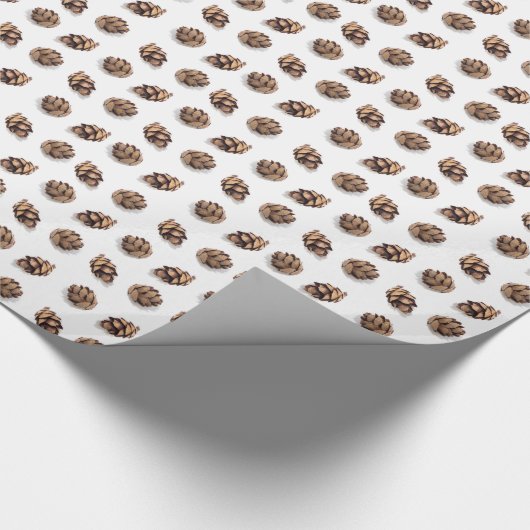 Minikiefern-Kegel auf Weiß Geschenkpapier (Ecke)