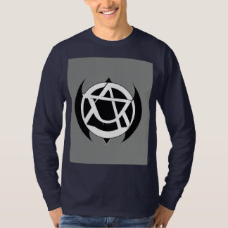 Minimal Anarchy Symbol – Black & White Circle-A Lo T-Shirt