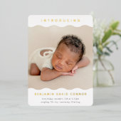 MINIMAL BABY FOTO Einfache Einführung der Wave Edg Folieneinladung (Stehend vorne)